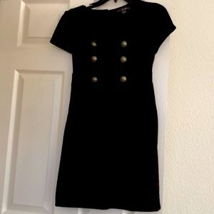 Black buttoned dress with pockets